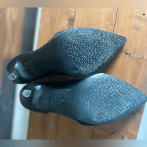Jessica Simpson black heels - Picture 2 of 5